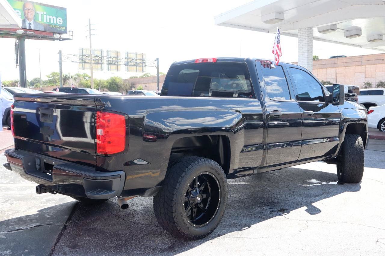 Used 2017 Chevrolet Silverado 1500 Custom w/ Custom Convenience Package RWD image 5