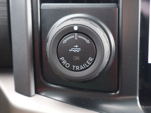 Used 2024 Ford F150 XLT w/ Mobile Office Package RWD image 23