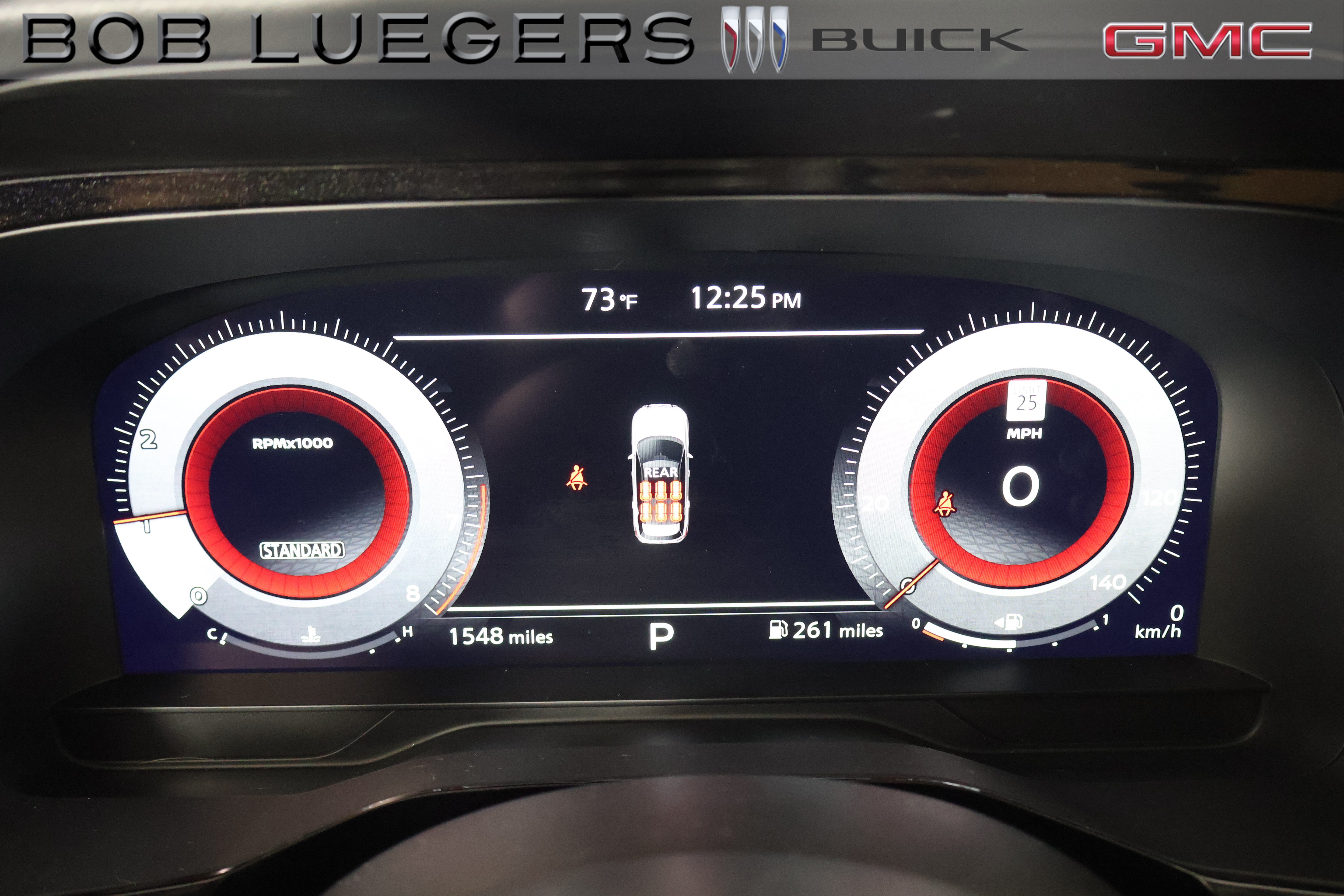 Used 2025 Nissan Pathfinder Platinum FWD image 31