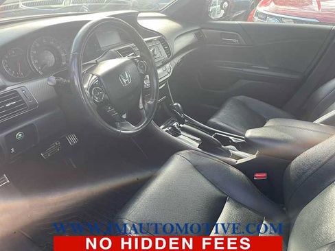 Used 2017 Honda Accord Sport Special Edition image 2