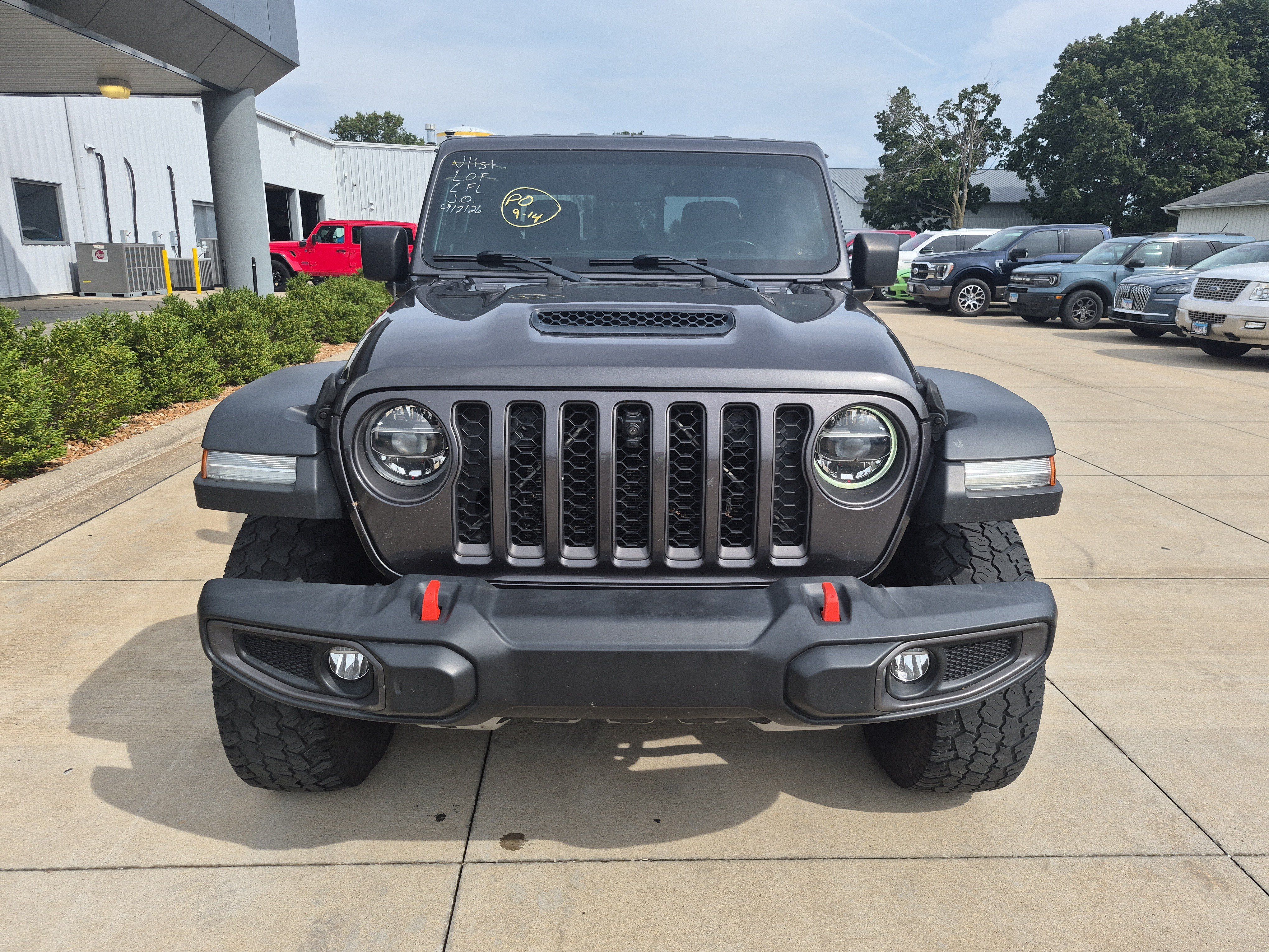 Used 2021 Jeep Gladiator Mojave AWD/4WD image 2