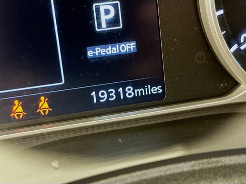 Used 2025 Nissan Leaf SV Plus FWD image 19