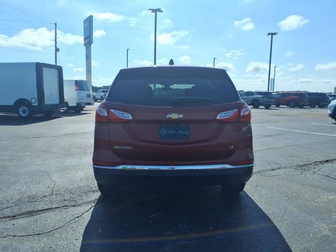 Used 2021 Chevrolet Equinox LT FWD image 4