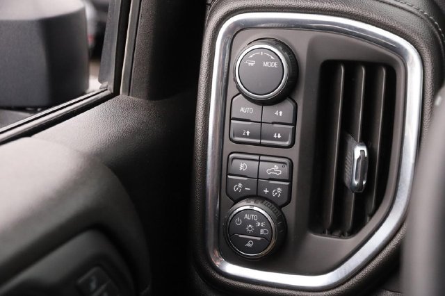Used 2022 Chevrolet Silverado 3500 High Country w/ Z71 Off-Road Package AWD/4WD image 23