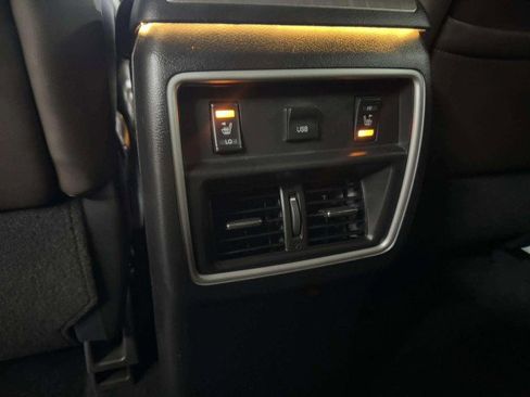 Used 2017 Nissan Murano Platinum image 45