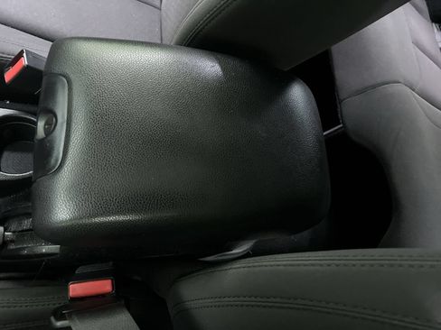 Used 2017 Jeep Wrangler Unlimited Sport w/ Quick Order Package 24S AWD/4WD image 25