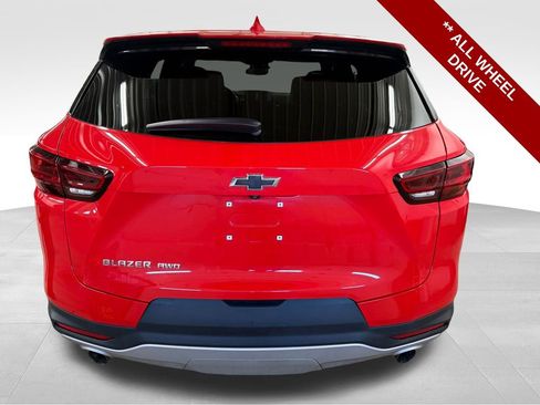 Used 2023 Chevrolet Blazer LT w/ Driver Confidence Package image 4