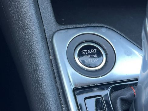 Used 2024 Nissan Sentra SR FWD image 23