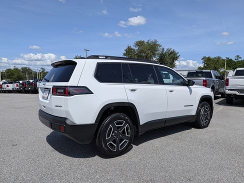 New 2026 Jeep Cherokee Limited AWD/4WD image 3