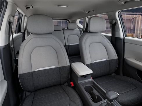 New 2027 Kia Seltos S FWD image 15