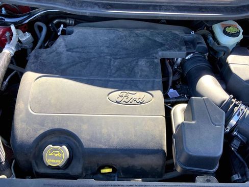 Used 2015 Ford Explorer XLT w/ Equipment Group 202B image 29