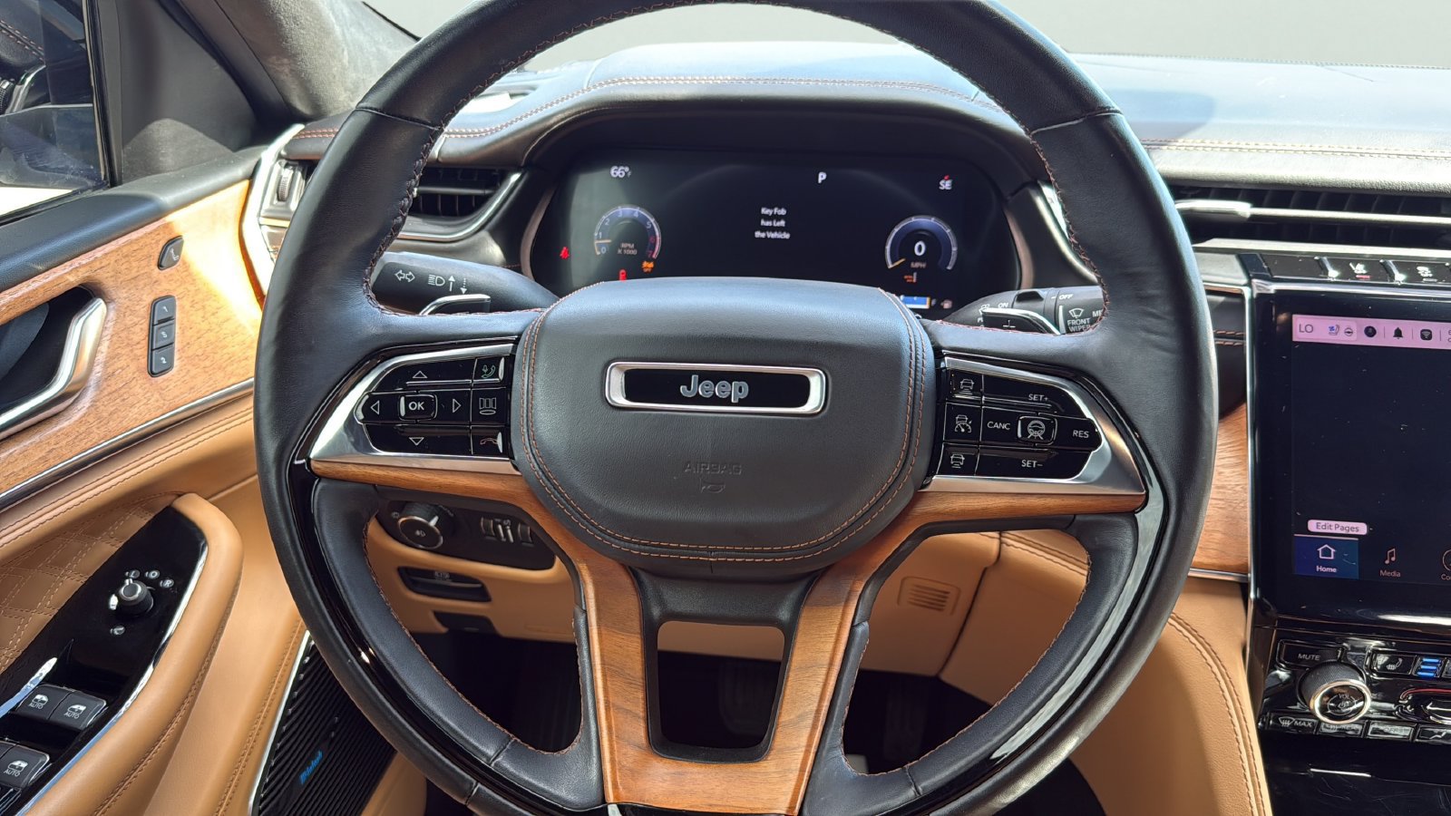 Used 2021 Jeep Grand Cherokee L Summit AWD/4WD image 14