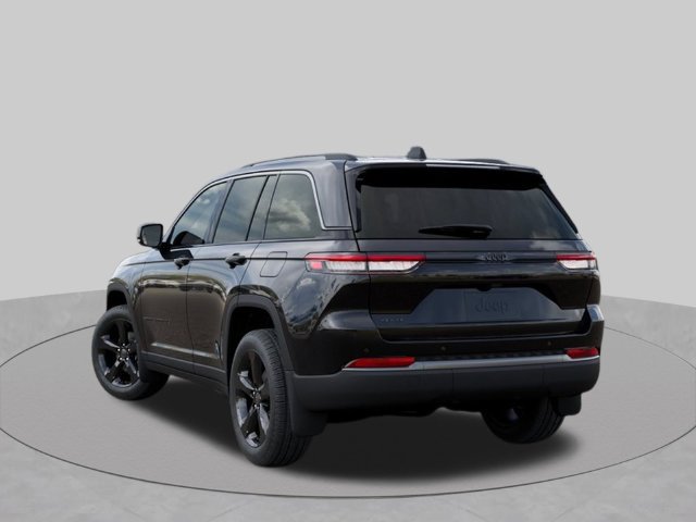 New 2027 Jeep Grand Cherokee Limited w/ Limited Altitude Package AWD/4WD image 3