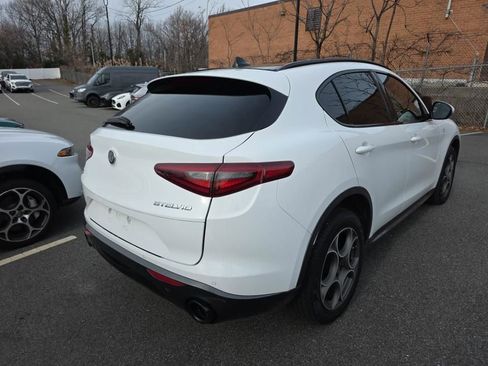 Used 2023 Alfa Romeo Stelvio Ti image 3