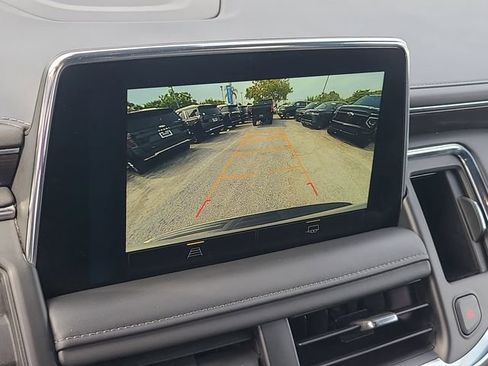 Used 2024 Chevrolet Tahoe LT RWD image 29