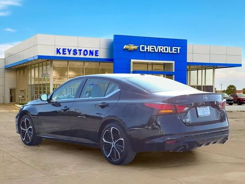 Used 2024 Nissan Altima 2.5 SR FWD image 5