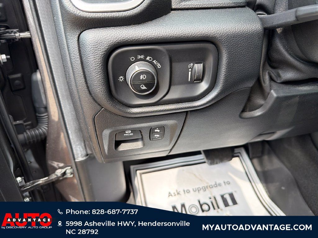 Used 2020 RAM 1500 Big Horn AWD/4WD image 11