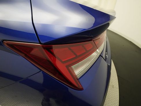 Used 2024 Hyundai Elantra Limited FWD image 31