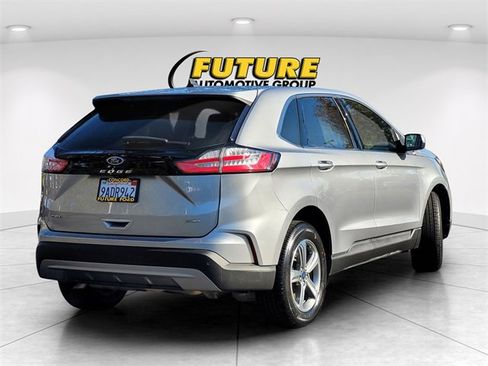 Used 2022 Ford Edge SEL w/ Convenience Package image 9