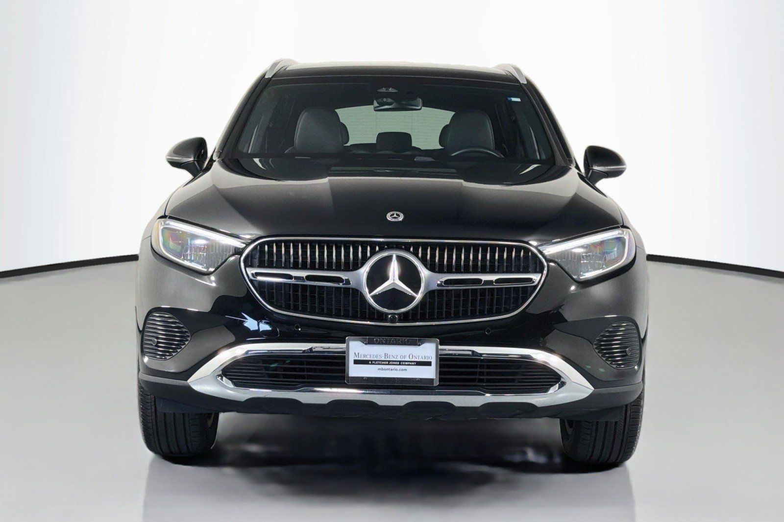 Used 2026 Mercedes-Benz GLC 300 image 2