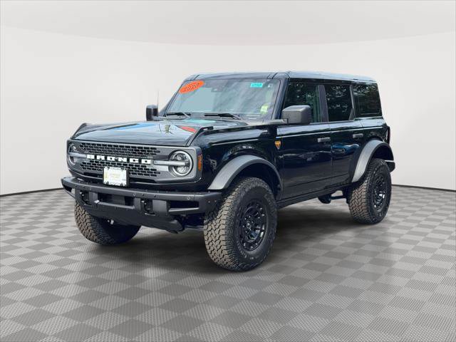Used 2026 Ford Bronco Badlands AWD/4WD image 3