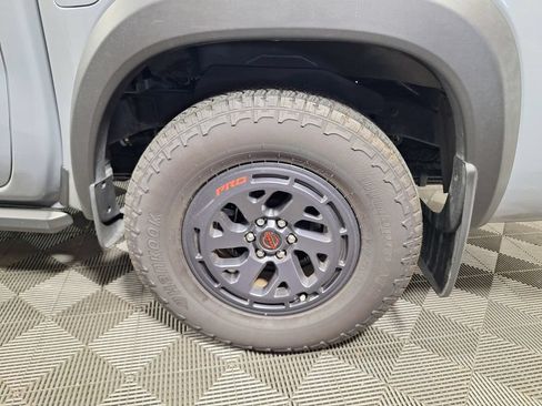 Used 2025 Nissan Frontier Pro-X RWD image 23