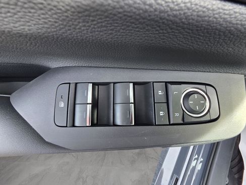 New 2026 Toyota Prius Plug-In Hybrid image 15