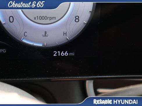 Certified 2025 Hyundai Elantra SEL w/ Cargo Package FWD image 31