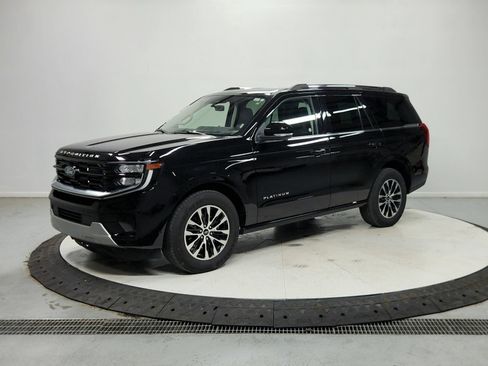 Used 2025 Ford Expedition Platinum AWD/4WD image 4