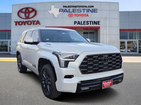 Used 2024 Toyota Sequoia Platinum AWD/4WD image 1