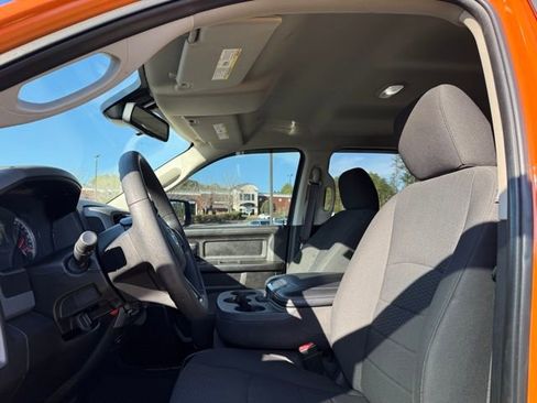 Used 2019 RAM 1500 Express w/ Express Value Package image 24