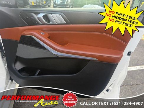 Used 2019 BMW X7 xDrive50i w/ M Sport Package image 32