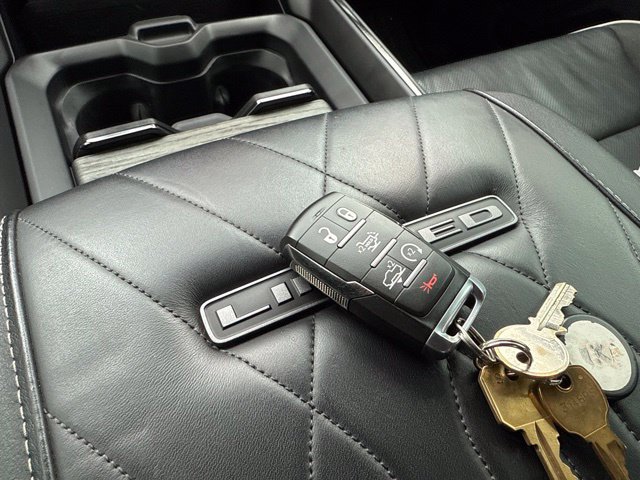 Used 2025 RAM 1500 Limited AWD/4WD image 31