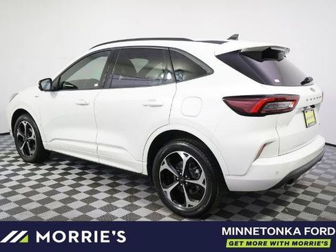 Certified 2023 Ford Escape ST-Line Select w/ Tech Pack #2 AWD/4WD image 3