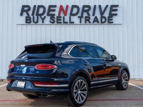 Used 2021 Bentley Bentayga AWD/4WD image 6