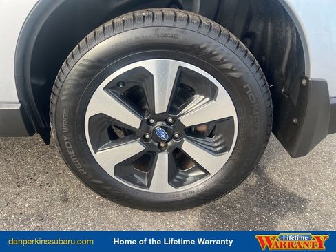 Used 2018 Subaru Forester 2.5i Premium image 54