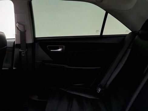 Used 2015 Toyota Camry XSE FWD image 43
