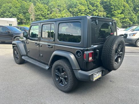 Used 2021 Jeep Wrangler Unlimited Sport AWD/4WD image 6