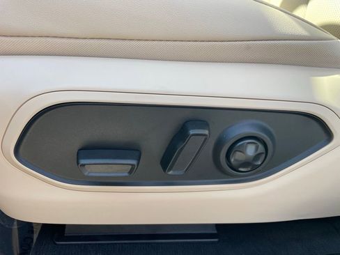 New 2026 Jeep Grand Cherokee L Limited image 30