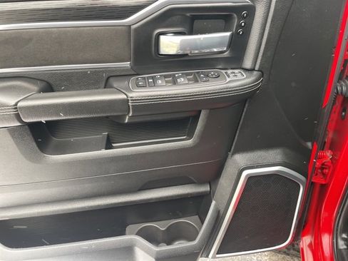 Used 2024 RAM 2500 Laramie w/ Sport Appearance Package image 18