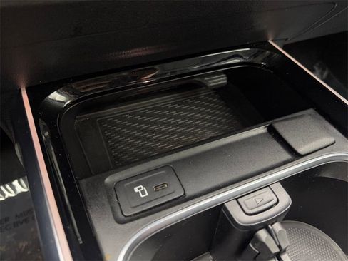 Used 2023 Mercedes-Benz EQB 300 4MATIC w/ Pinnacle Package image 65