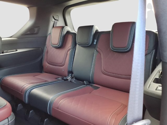 New 2027 INFINITI QX80 Autograph w/ Premium Cargo Package AWD/4WD image 23