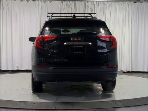 Used 2018 GMC Terrain SLE w/ Driver Convenience Package image 9