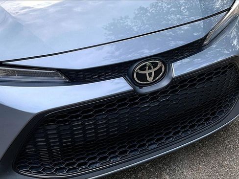 Used 2022 Toyota Corolla LE image 33