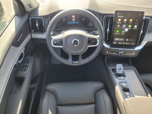 New 2026 Volvo XC90 T8 Ultra w/ Protection Package AWD/4WD image 13
