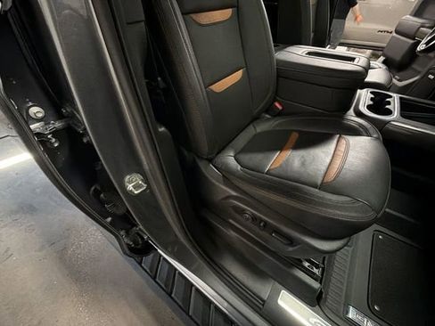 Used 2021 GMC Sierra 1500 AT4 w/ Technology Package AWD/4WD image 33