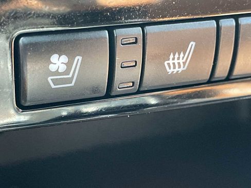 Used 2020 Subaru Ascent Touring w/ Popular Package #2A image 24