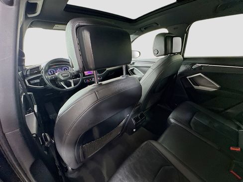 Used 2019 Audi Q3 2.0T Premium Plus image 23