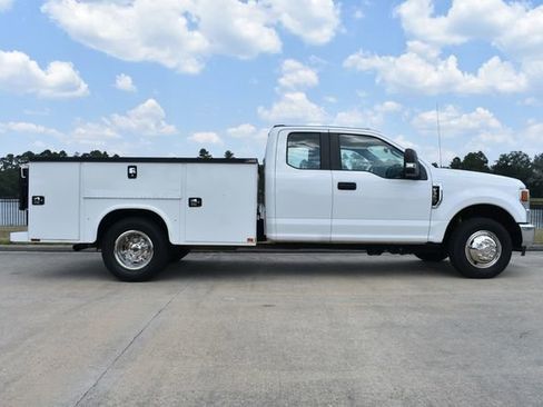 Used 2020 Ford F350 XL w/ Power Equipment Group image 3