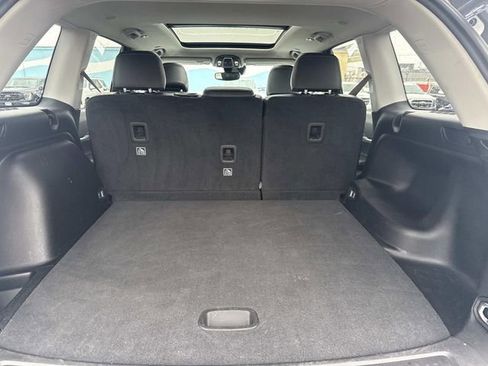 Used 2023 Jeep Grand Cherokee Limited w/ Black Appearance Package image 7